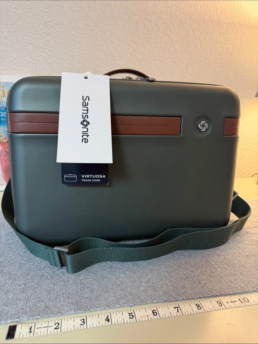 NEW Samsonite Virtuosa Train Case Pine Green Hard Shell